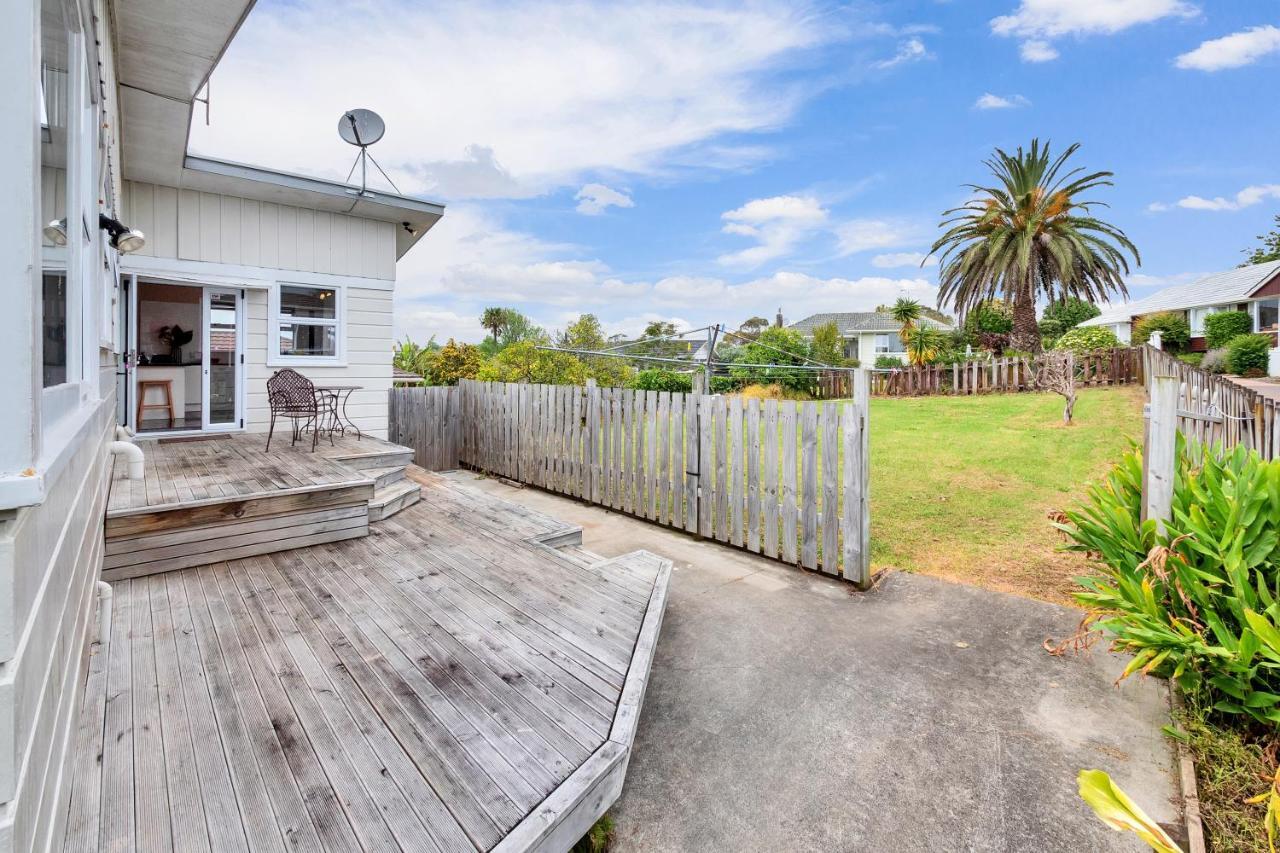 Fabulous Three Bedroom Home In Pakuranga Auckland Eksteriør billede