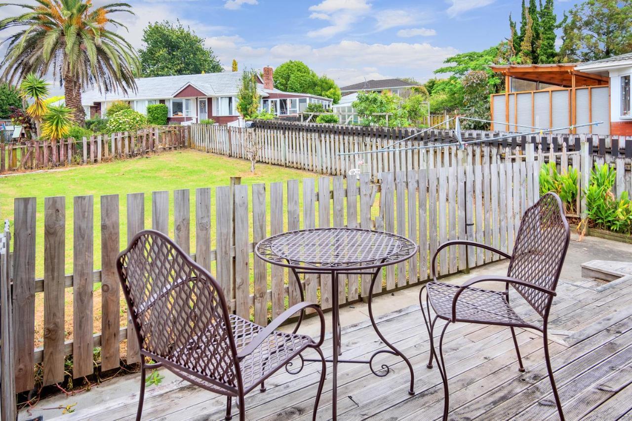 Fabulous Three Bedroom Home In Pakuranga Auckland Eksteriør billede